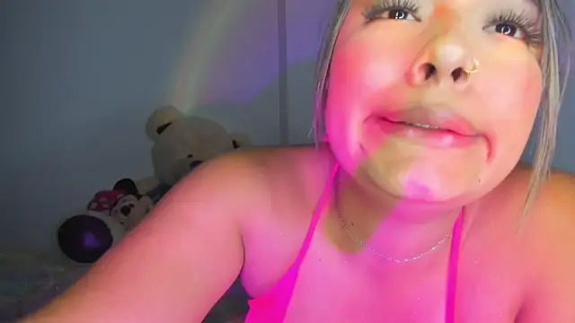 Snapshot of Kylievoos chatting on February 2026 02:53:01 AM Kylievoos online show from February 2026 02:53:01 AM