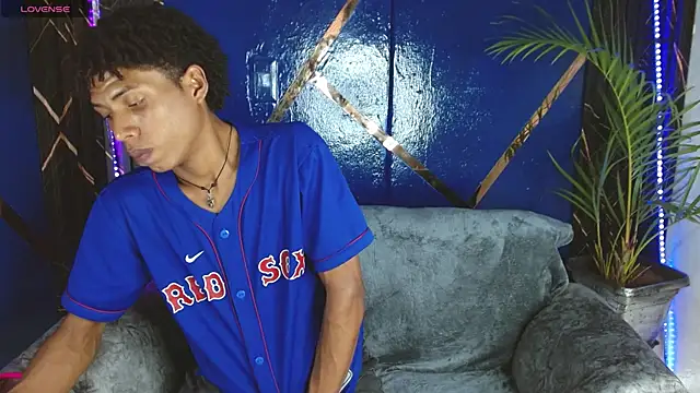 Walkers05 online show from April 2026 06:45:02 PM