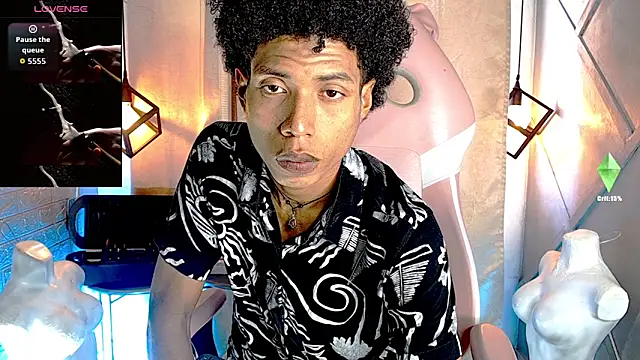 Walkers05 online show from April 2026 06:03:01 PM