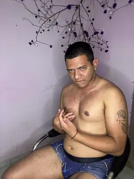 Snapshot of Loaisn chatting on February 2026 01:38:01 AM Loaisn online show from February 2026 01:38:01 AM