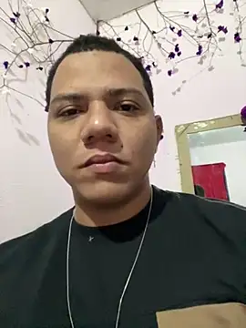 Snapshot of Loaisn chatting on February 2026 11:59:01 PM Loaisn online show from February 2026 11:59:01 PM