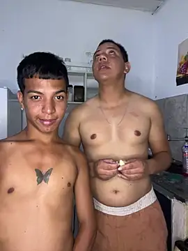 Snapshot of Loaisn chatting on February 2026 01:58:01 AM Loaisn online show from February 2026 01:58:01 AM