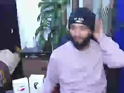  noahdiaz online show from February 2026 10:56:01 PM