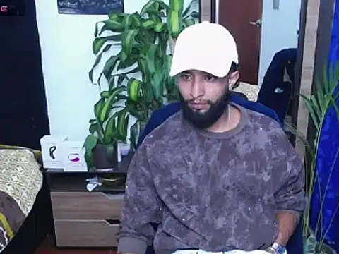  noahdiaz online show from February 2026 05:37:01 AM