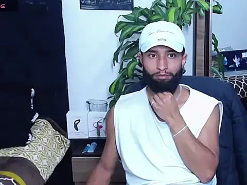  noahdiaz online show from February 2026 04:03:01 AM