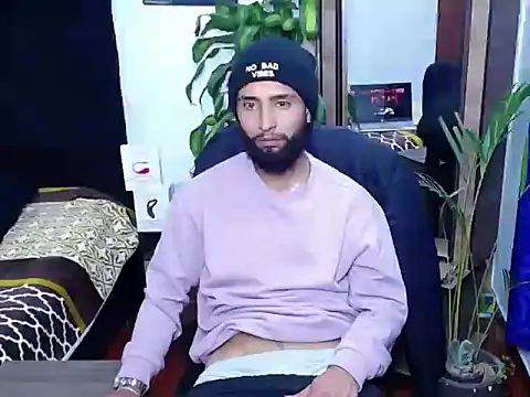  noahdiaz online show from February 2026 05:42:01 AM