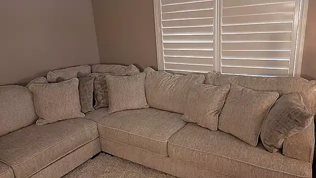 Snapshot of Hot_Wife_Amber chatting on February 2026 07:35:01 PM Hot Wife Amber online show from February 2026 07:35:01 PM