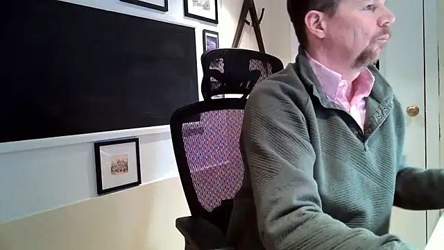 Snapshot of Scotsmanx chatting on February 2026 07:58:02 PM Scotsmanx online show from February 2026 07:58:02 PM