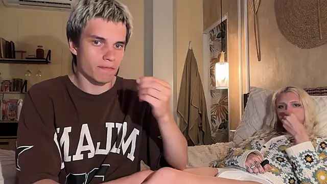 twl8vibe online show from April 2026 01:42:02 AM