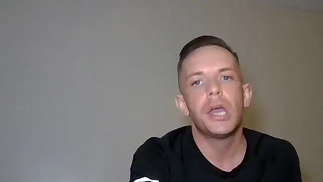 verscub6969 online show from February 2026 07:14:02 PM