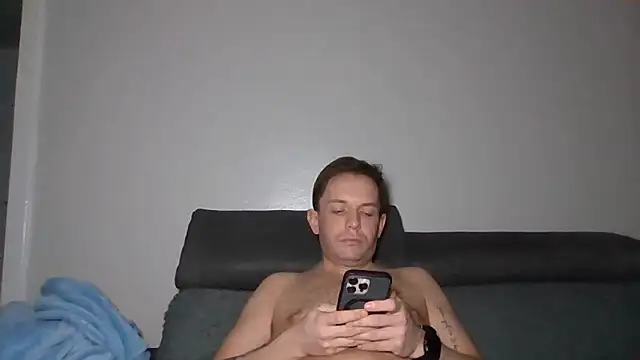 verscub6969 online show from February 2026 12:43:01 AM