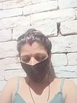 Divya-11431 online show from May 2026 07:23:02 PM