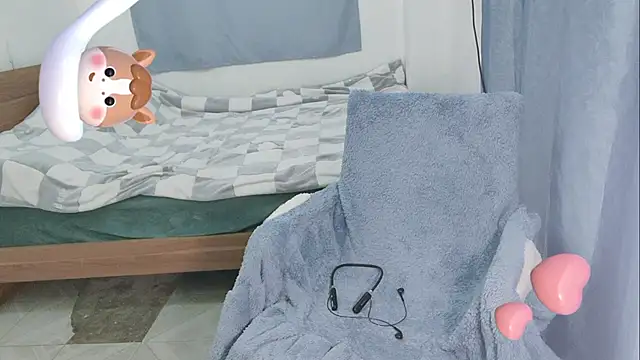 Eliana-ik online show from March 2026 05:20:01 PM