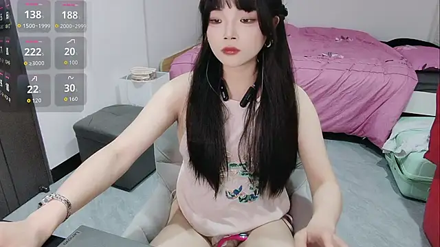 Eliana-ik online show from April 2026 03:30:01 PM