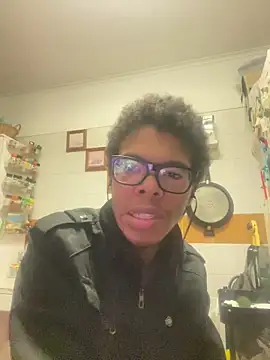 ELPikaPreta online show from February 2026 12:33:01 AM