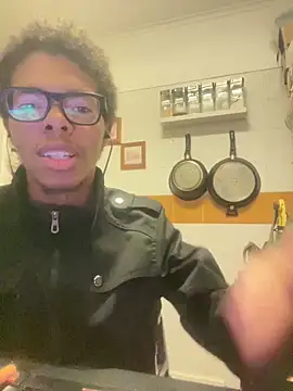 ELPikaPreta online show from February 2026 03:50:01 AM