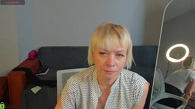 Ann Annise online show from May 2026 12:54:01 AM
