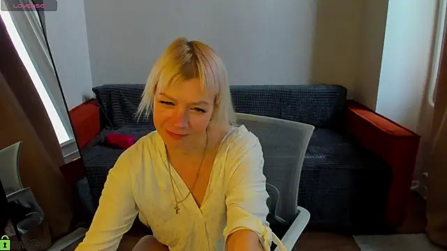 Ann Annise online show from May 2026 01:12:01 AM