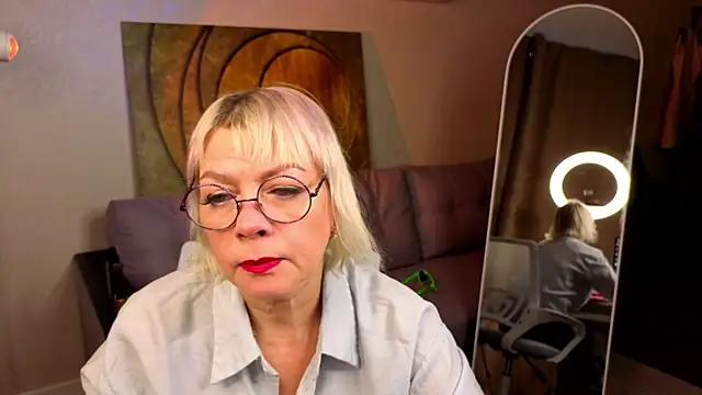 Ann Annise online show from March 2026 12:50:02 AM