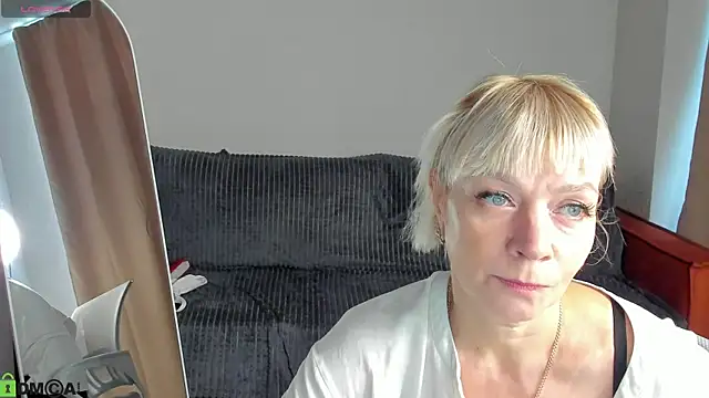 Ann Annise online show from May 2026 12:53:01 AM