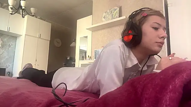 LadyFoxLove online show from March 2026 11:50:01 AM