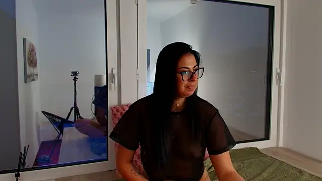 Snapshot of MissyScarlet chatting on February 2026 04:45:01 AM MissyScarlet online show from February 2026 04:45:01 AM