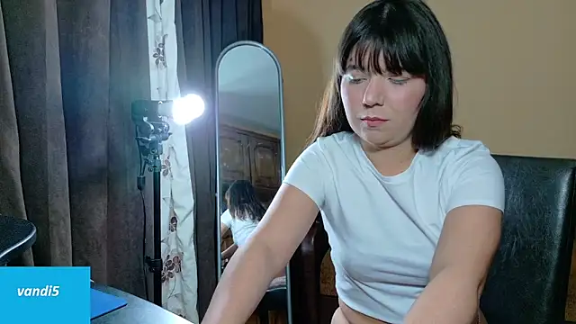 VandiFive online show from April 2026 08:37:02 PM