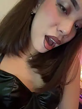 Mystic HugeDeity Cock online show from May 2026 10:47:02 AM
