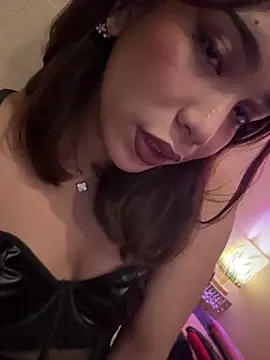 Mystic HugeDeity Cock online show from May 2026 11:06:01 AM