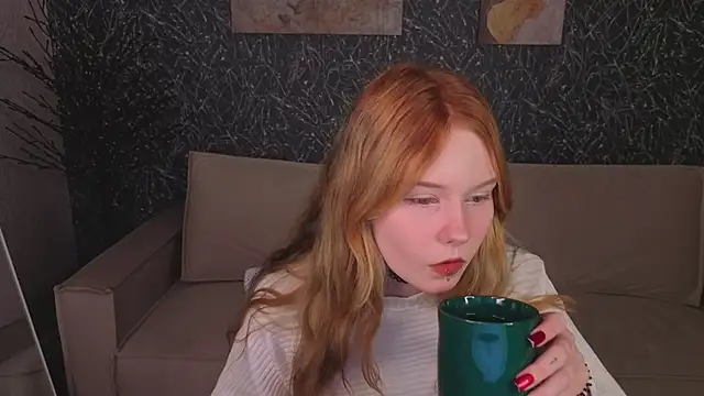 Julia Anis online show from February 2026 01:37:01 AM