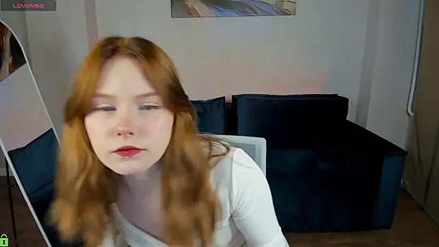 Julia Anis online show from March 2026 01:10:01 AM