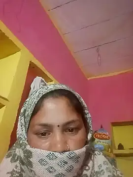 Julilodhi8695 online show from February 2026 04:07:01 PM