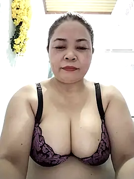 Baby-bigtits2026 online show from May 2026 10:16:02 AM