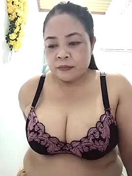 Baby-bigtits2026 online show from March 2026 12:16:02 PM