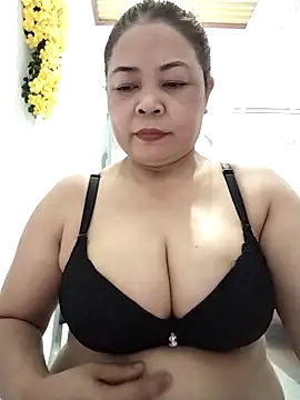 Baby-bigtits2026 online show from April 2026 04:05:02 AM