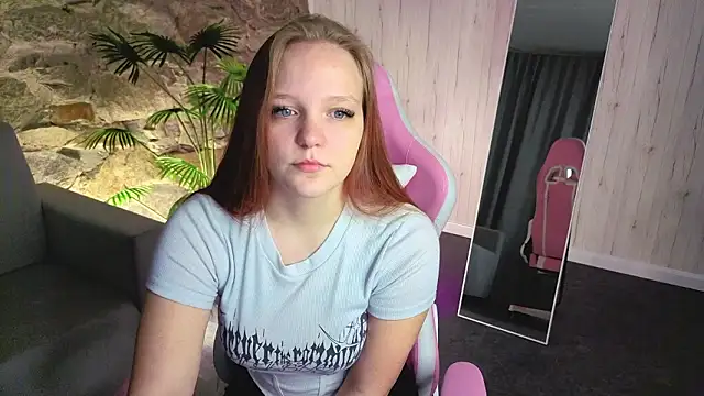 Candy Lir online show from February 2026 08:32:02 AM