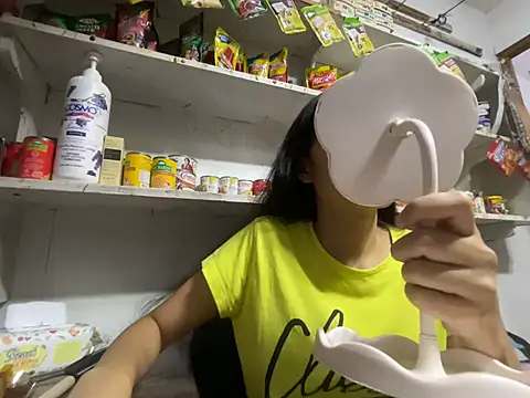 Snapshot of Sweetiebabe25 chatting on April 2026 10:10:01 AM Sweetiebabe25 online show from April 2026 10:10:01 AM