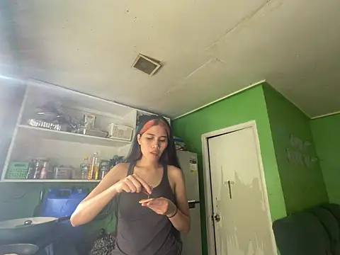 Snapshot of Sweetiebabe25 chatting on February 2026 08:33:01 AM Sweetiebabe25 online show from February 2026 08:33:01 AM