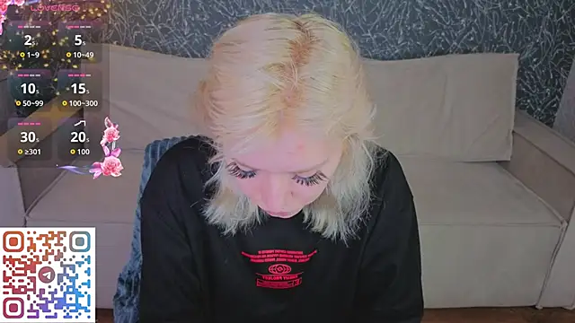 Snapshot of Kate_Krose chatting on June 2026 12:54:01 AM Kate Krose online show from June 2026 12:54:01 AM