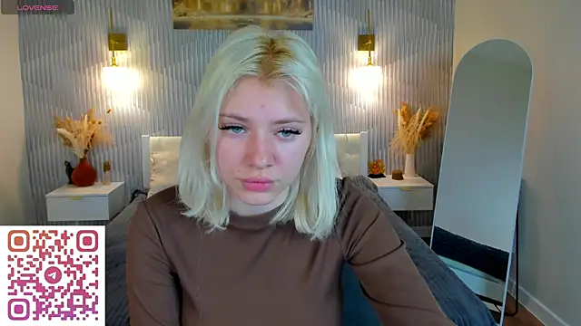 Kate Krose online show from April 2026 09:15:02 AM