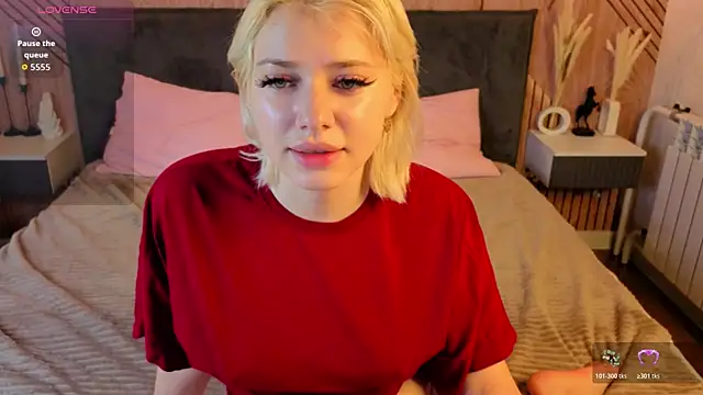 Snapshot of Kate_Krose chatting on July 2026 12:44:02 AM Kate Krose online show from July 2026 12:44:02 AM