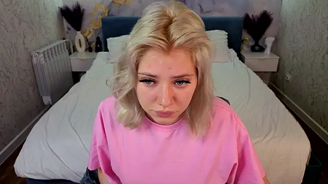 Kate Krose online show from May 2026 12:58:01 AM