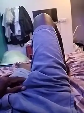 tamilpaiyan989 online show from April 2026 04:02:01 PM