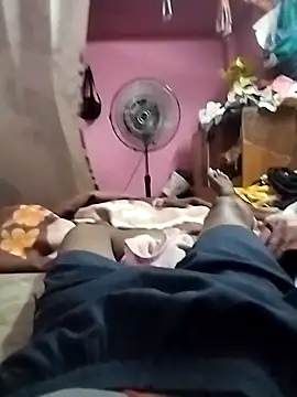 tamilpaiyan989 online show from April 2026 06:20:02 PM