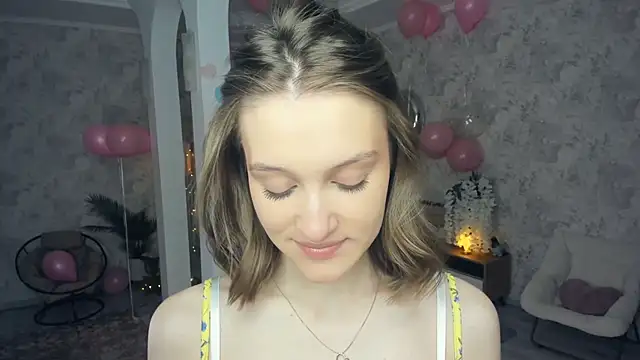 LianneBynon online show from April 2026 09:15:02 AM