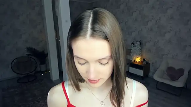 LianneBynon online show from May 2026 08:19:01 AM