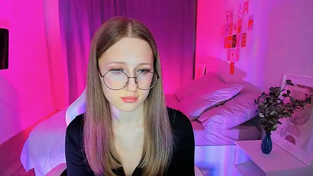 Vega Taylor online show from March 2026 03:29:01 AM