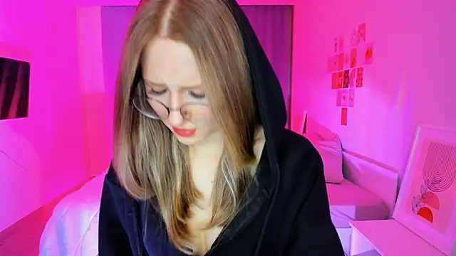 Vega Taylor online show from March 2026 03:46:01 AM