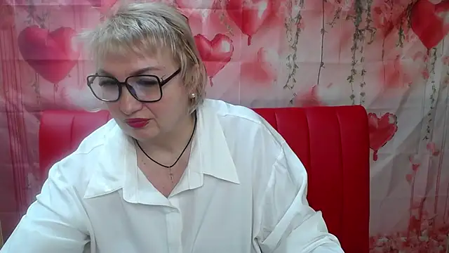 Snapshot of RenataDaster chatting on February 2026 06:05:01 PM RenataDaster online show from February 2026 06:05:01 PM