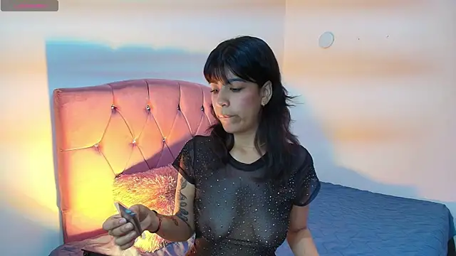 Kalyra 17 online show from March 2026 11:43:02 AM